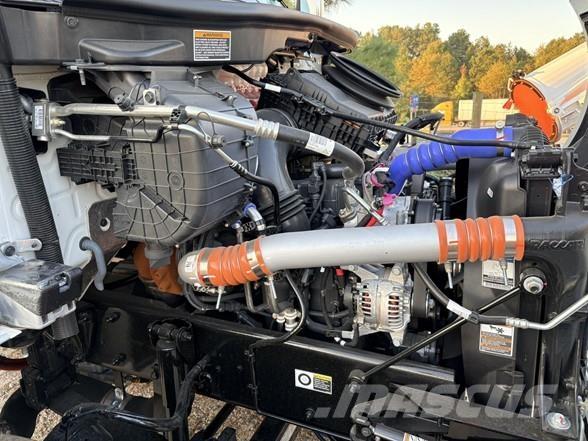 Peterbilt 537 Autotractoare