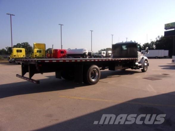 Peterbilt 537 Camioane platforma/prelata