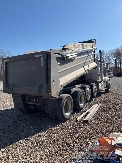 Peterbilt 567 Autobasculanta