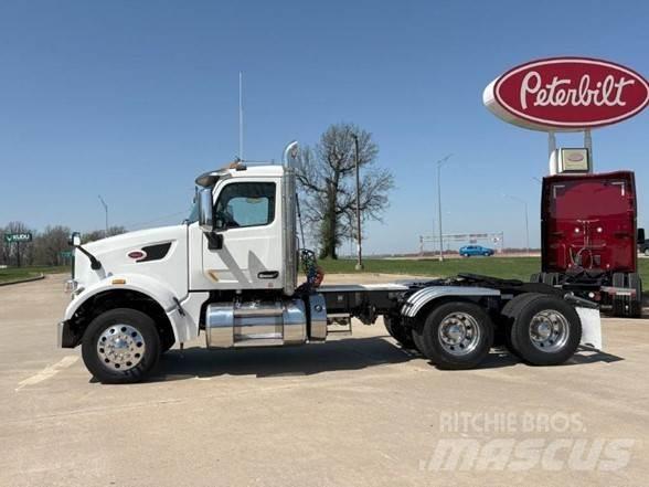 Peterbilt 567 Autotractoare