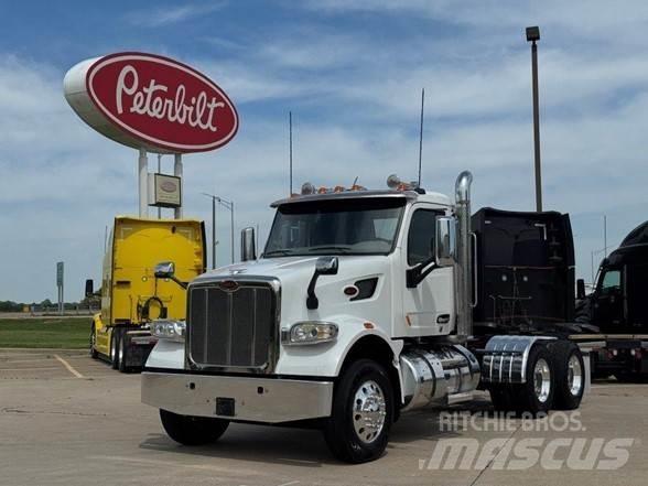 Peterbilt 567 Autotractoare