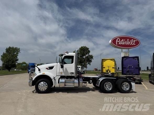 Peterbilt 567 Autotractoare