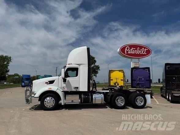 Peterbilt 567 Autotractoare