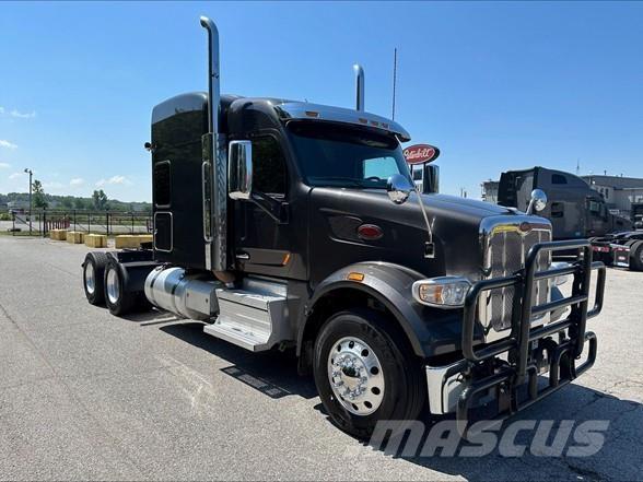 Peterbilt 567 Autotractoare