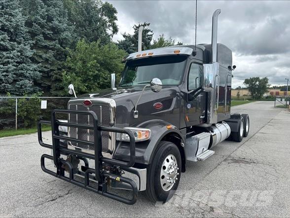 Peterbilt 567 Autotractoare
