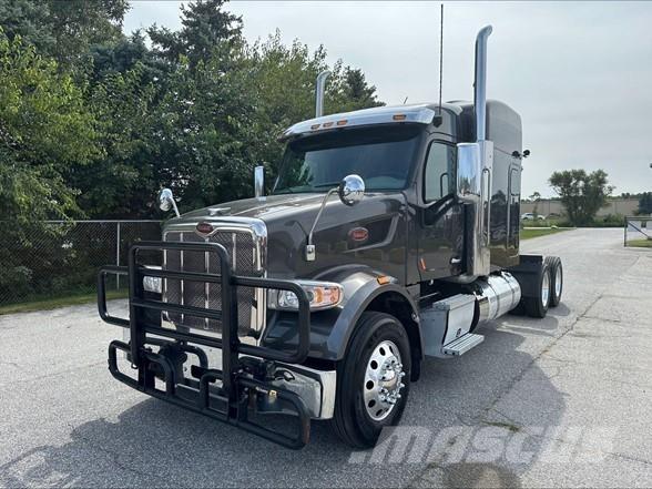 Peterbilt 567 Autotractoare