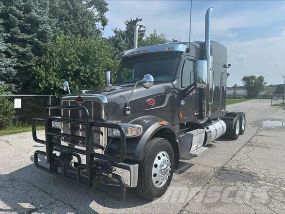Peterbilt 567 Autotractoare