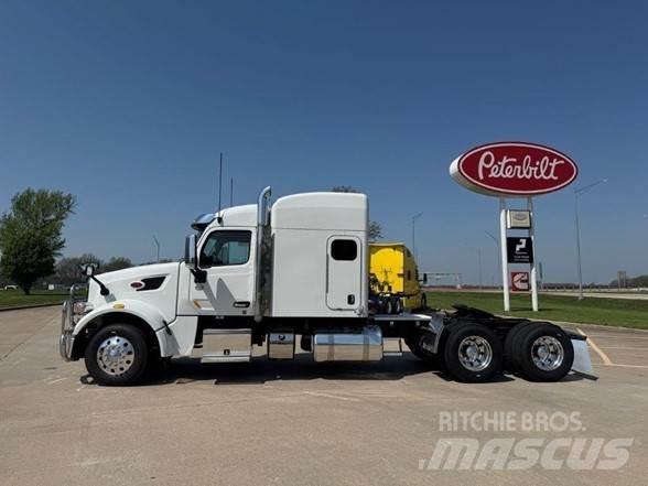 Peterbilt 567 Autotractoare