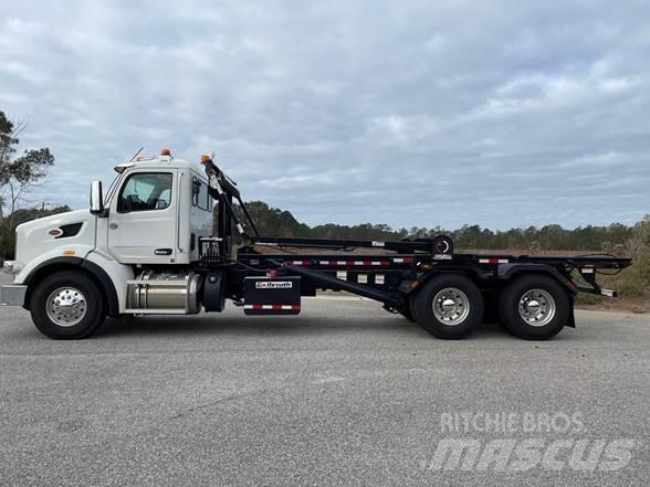 Peterbilt 567 Camion de deseuri