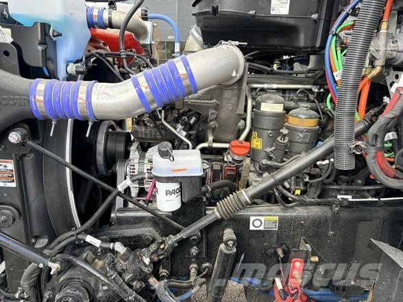 Peterbilt 567 Utilaje construcții - Altele