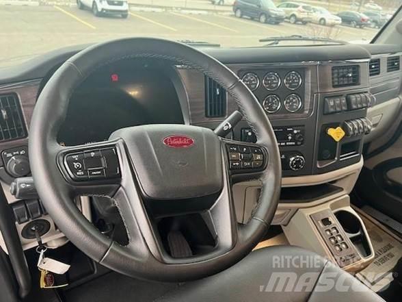 Peterbilt 567 Autobasculanta
