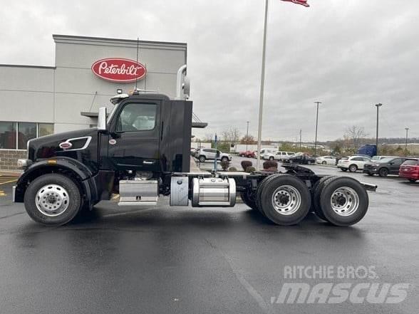 Peterbilt 567 Autotractoare