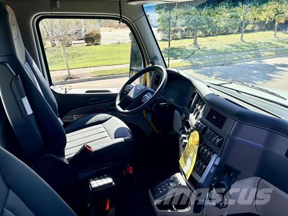 Peterbilt 567 Utilaje construcții - Altele