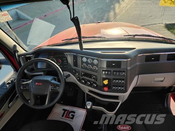 Peterbilt 567 Autotractoare