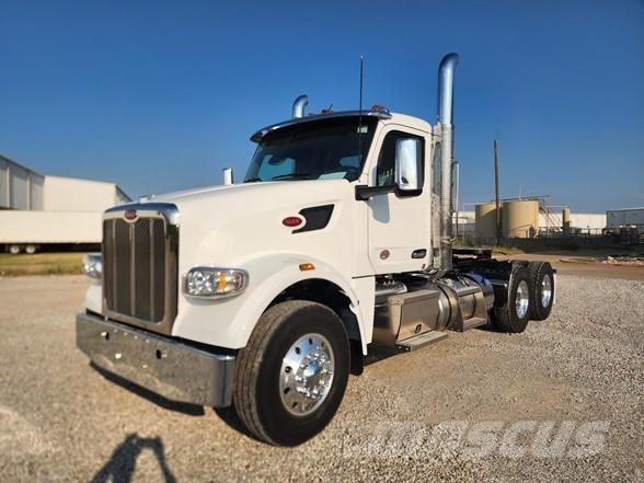 Peterbilt 567 Autotractoare