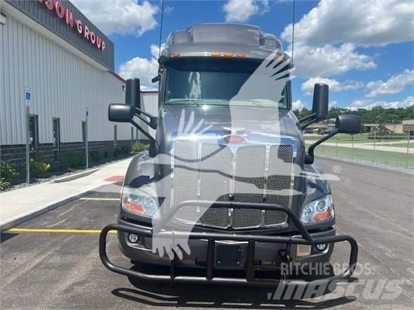 Peterbilt 579 Autotractoare