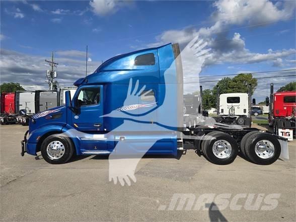 Peterbilt 579 Autotractoare