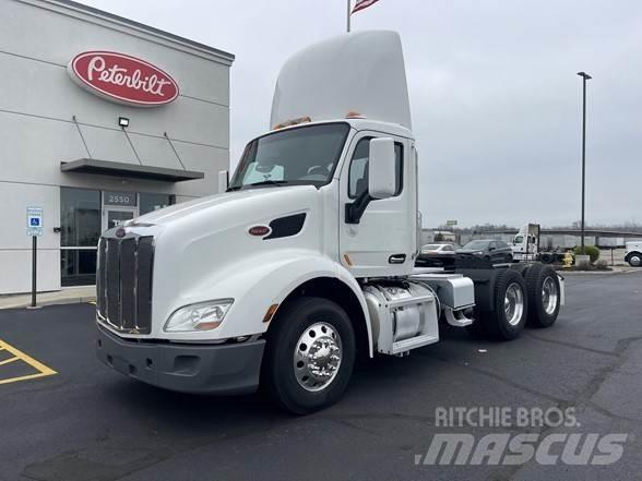 Peterbilt 579 Autotractoare