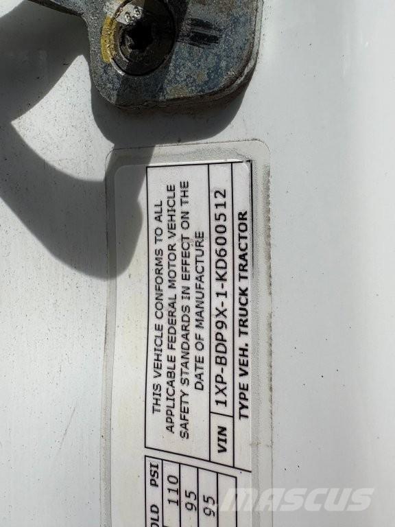 Peterbilt 579 Autotractoare