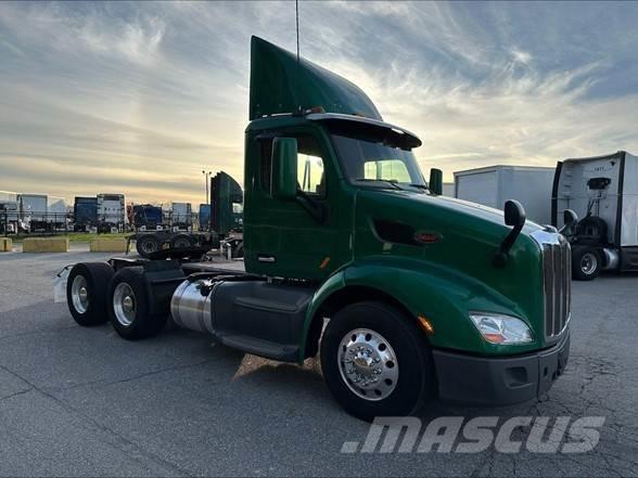 Peterbilt 579 Autotractoare