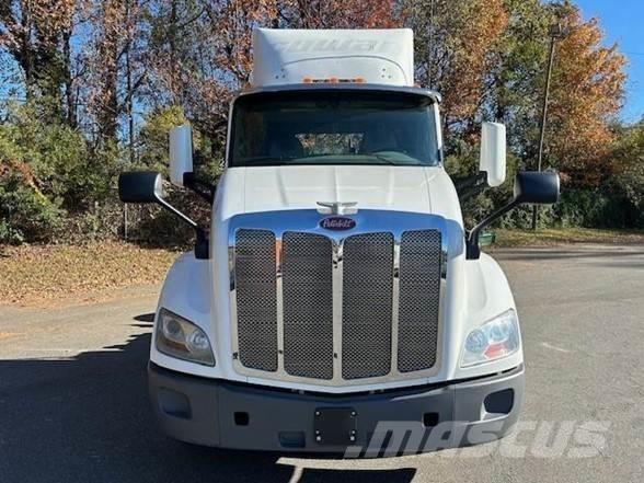 Peterbilt 579 Autotractoare
