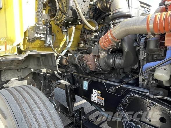 Peterbilt 579 Autotractoare