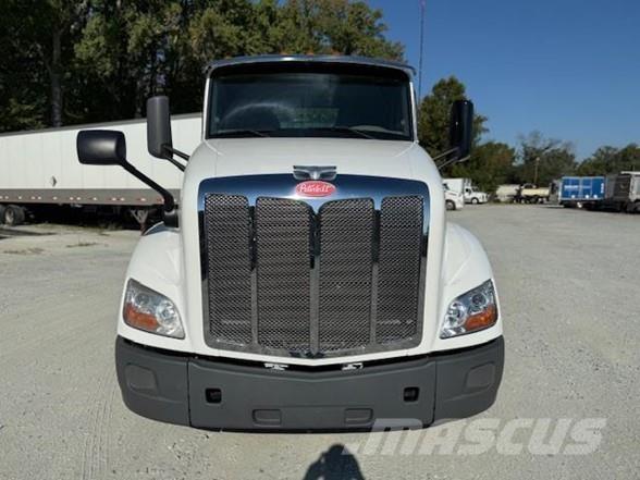 Peterbilt 579 Autotractoare