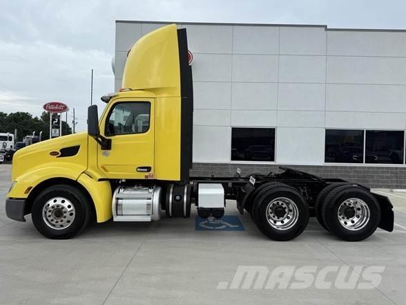 Peterbilt 579 Autotractoare