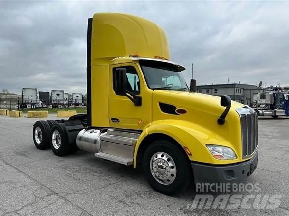 Peterbilt 579 Autotractoare
