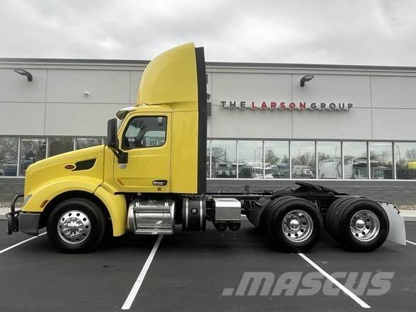 Peterbilt 579 Autotractoare