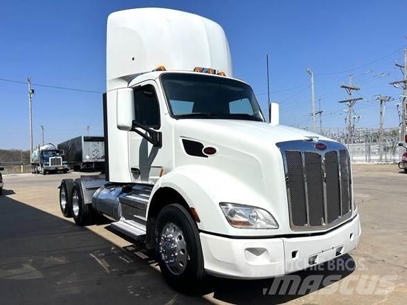 Peterbilt 579 Autotractoare