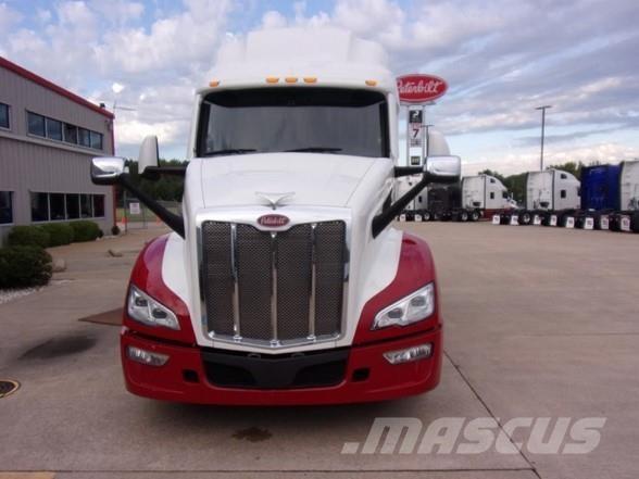 Peterbilt 579 Autotractoare