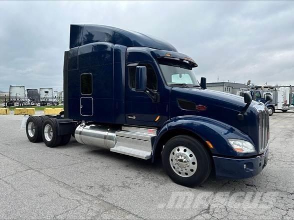 Peterbilt 579 Autotractoare