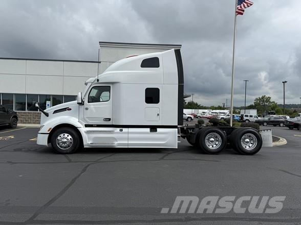 Peterbilt 579 Autotractoare
