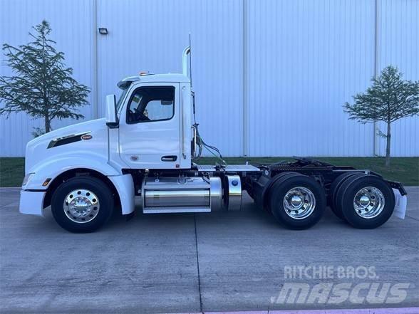 Peterbilt 579 Autotractoare