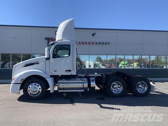 Peterbilt 579 Autotractoare