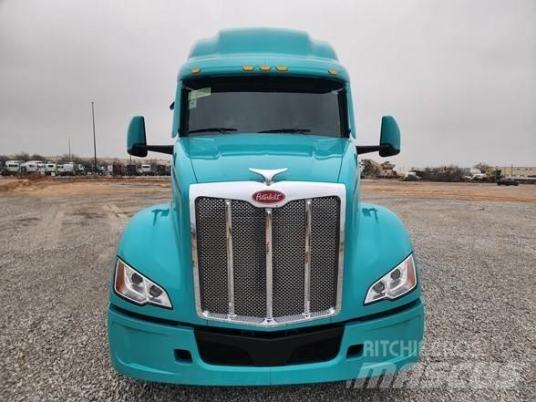 Peterbilt 579 Autotractoare