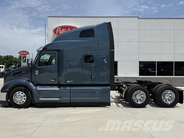 Peterbilt 579 Autotractoare