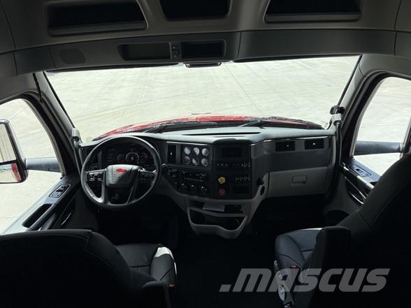 Peterbilt 579 Autotractoare