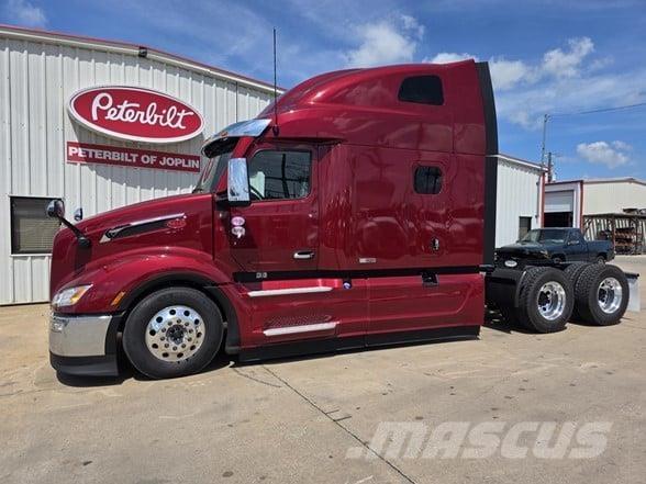 Peterbilt 579 Autotractoare