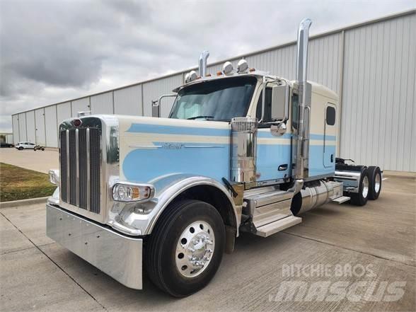 Peterbilt 589 Autotractoare