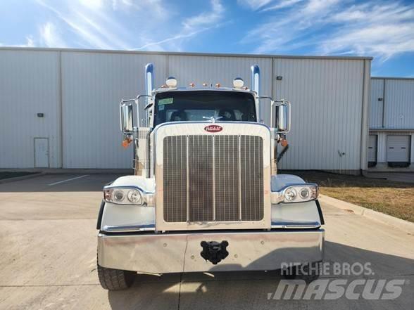 Peterbilt 589 Autotractoare