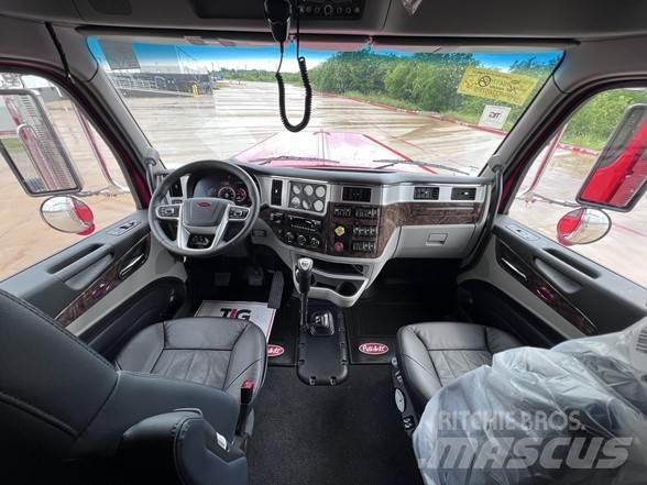Peterbilt 589 Autotractoare