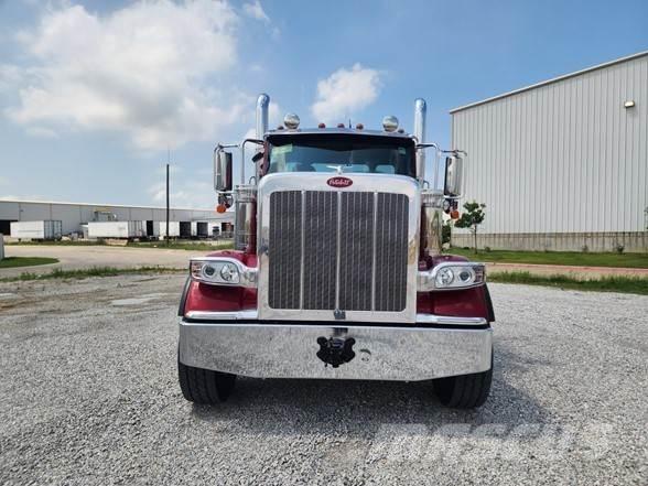 Peterbilt 589 Autotractoare