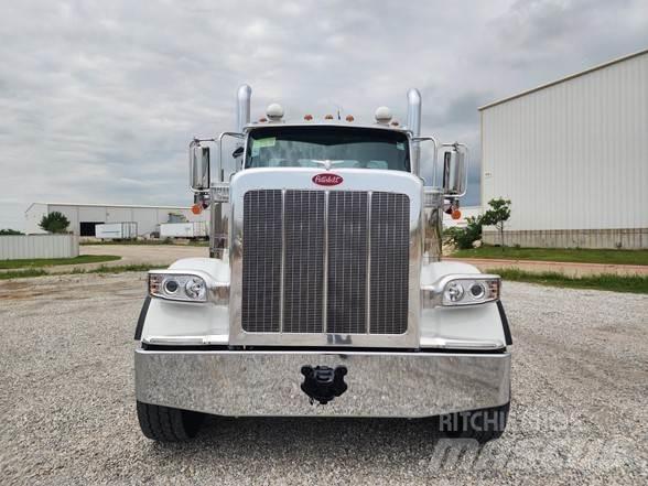 Peterbilt 589 Autotractoare
