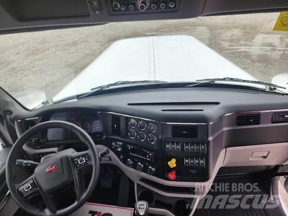 Peterbilt 589 Autotractoare