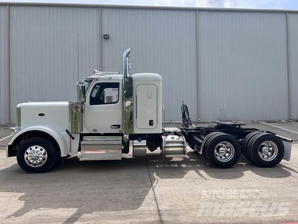 Peterbilt 589 Autotractoare