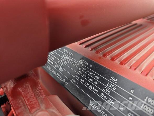 Peterbilt 589 Autotractoare