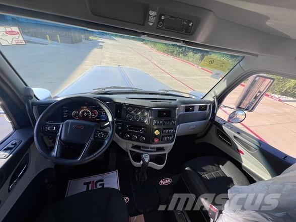 Peterbilt 589 Autotractoare