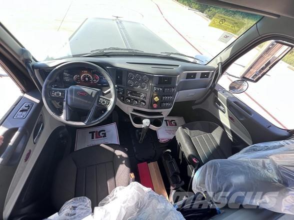 Peterbilt 589 Autotractoare